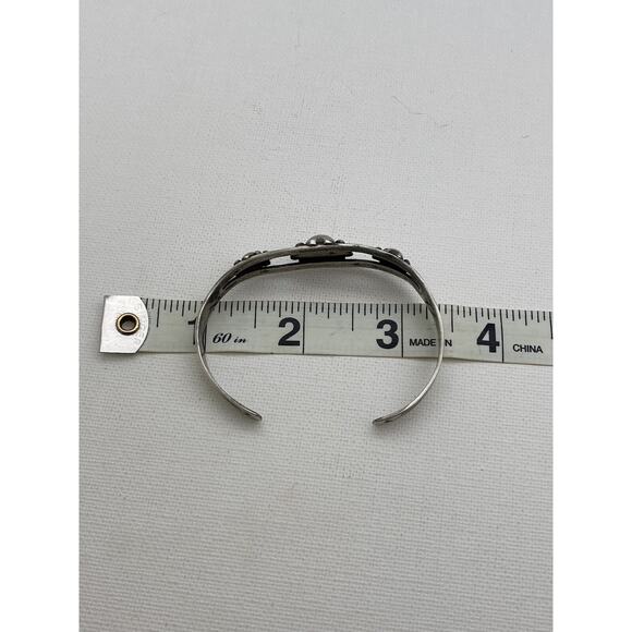 VINTAGE FRED HARVEY NATIVE AMERICAN STERLING SILVER CUFF BRACELET - Picture 8 of 11